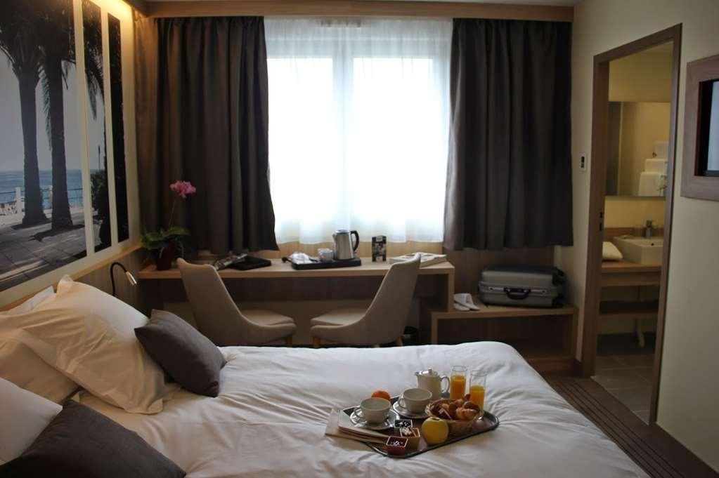 Brit Hotel Montargis Mormant-sur-Vernisson 部屋 写真